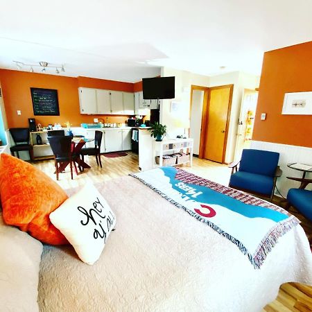Remington Flats Aparthotel Форт Колинс Екстериор снимка